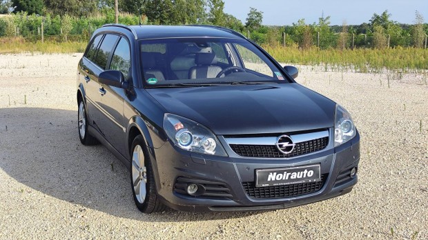 Opel Vectra Caravan 1.9 CDTI Cosmo
