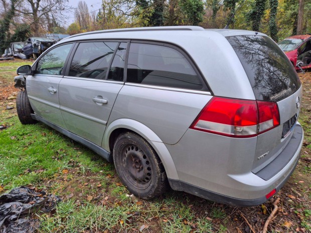 Opel Vectra "C" 1.9 CDTI 2007 Alkatrszei Eladak