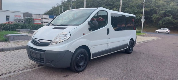 Opel Vivaro 2.0 CDTI L1H1 2.7t 9 Fős!!! Klímás!...