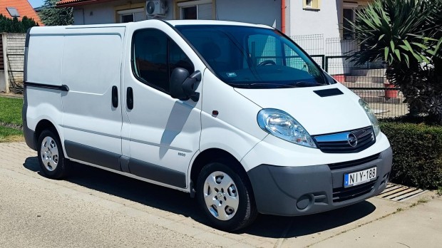 Opel Vivaro 2.0 CDTI L1H1 2.7t Áfás!! Vonóhorog...