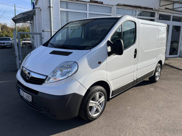 Opel Vivaro 2.0 CDTI L1H1 2.7t szervizelt aut....