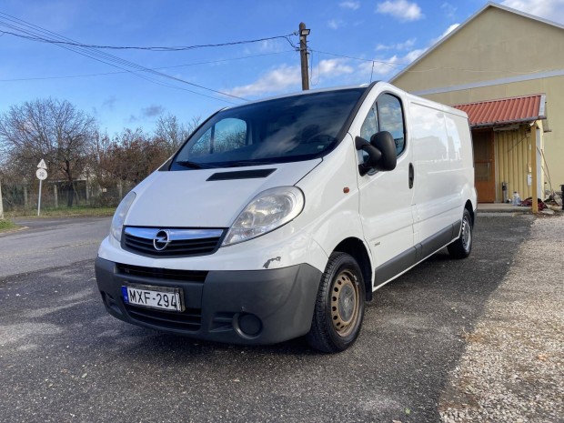 Opel Vivaro 2.0 CDTI L2H1 2.9t DPF EURO5 Kamatm...