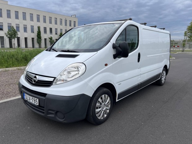 Opel Vivaro 2.0 CDTI L2H1 2.9t folyamatosan sze...