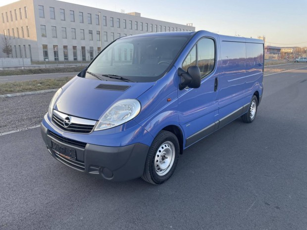 Opel Vivaro 2.5 CDTI L2H1 2.9t vgig vezetett s...