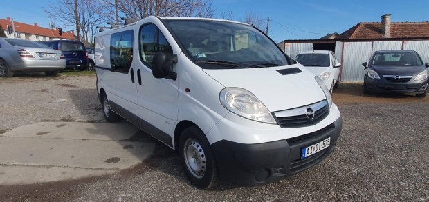 Opel Vivaro 2.5 Cdtil2H1 2.9t