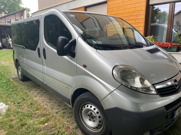 Opel Vivaro 9 szemlyes
