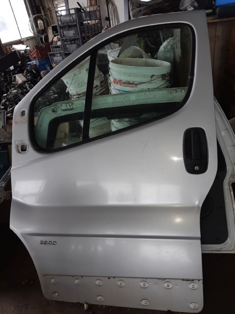 Opel Vivaro Bal Els� Ajt�