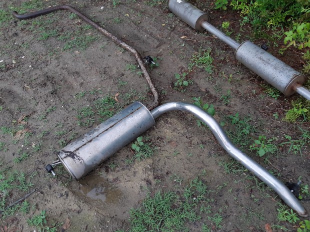 Opel Vivaro Kipufog� H�ts� Dob