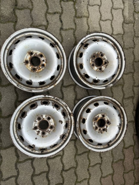 Opel Vivaro, Renault Trafic lemezfelni