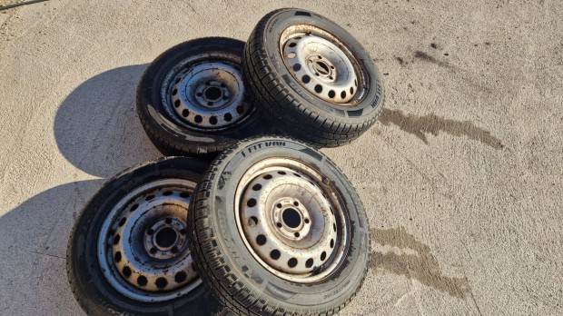 Opel Vivaro tligumi kerken