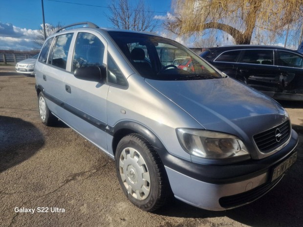 Opel Zafira 1.6 16V Club