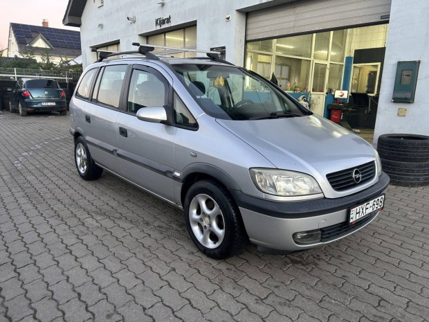 Opel Zafira 1.6 16V Comfort