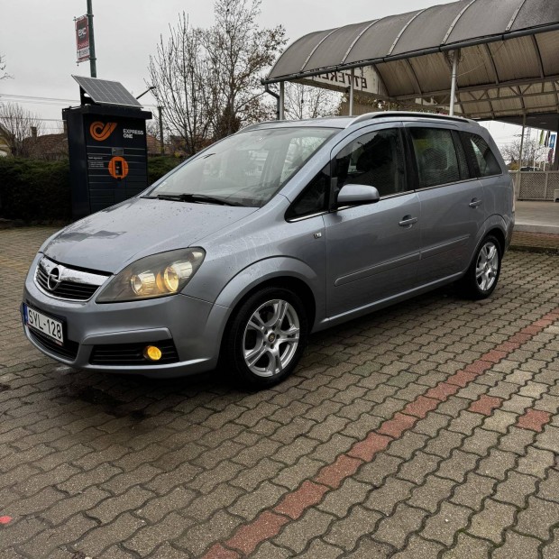 Opel Zafira 1.6 Essentia kltsgmentes llapotb...