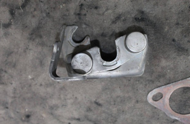 Opel Zafira 1.7 CDTI 2008-2011 bowden tartó konzol