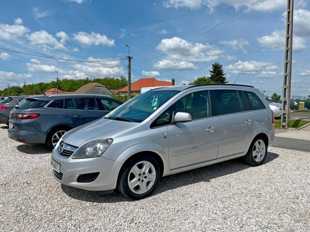 Opel Zafira 1.7 CDTI Enjoy Klíma.Tempomat.Parkr...