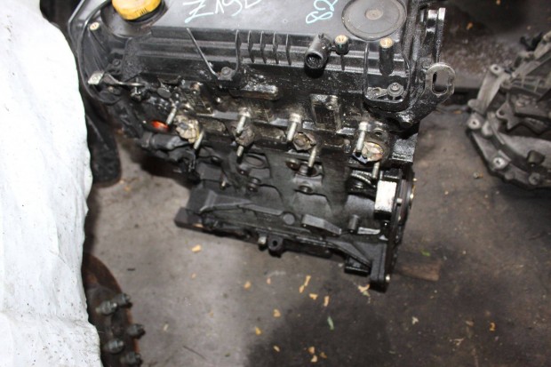 Opel Zafira 2005- 1.9D Fűzött blokk hengerfejjel, motor Z19DT