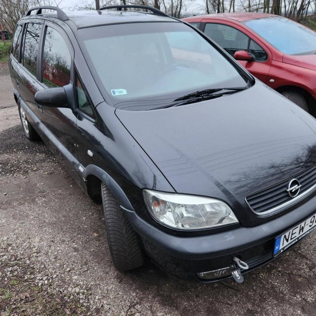 Opel Zafira A 1.8 16V Elegance