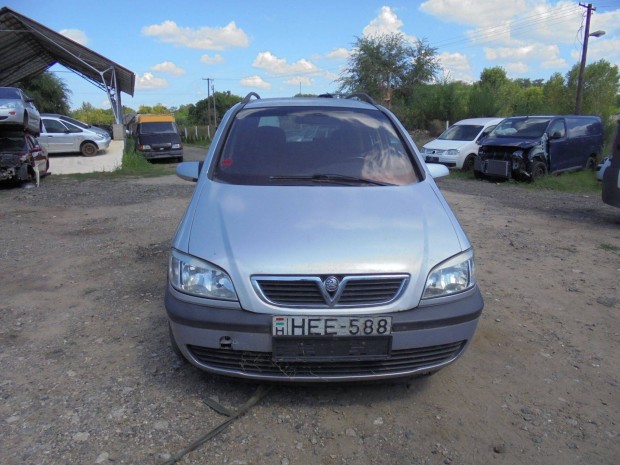 Opel Zafira A 1.8 85KW 2000vj. Bontott alkatrszek!