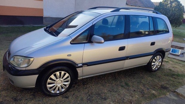 Opel Zafira A 1.8 benzines