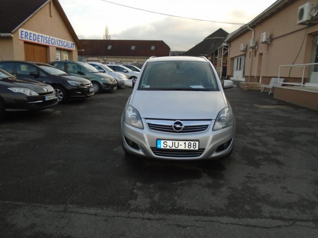 Opel Zafira B 1.6 Cosmo