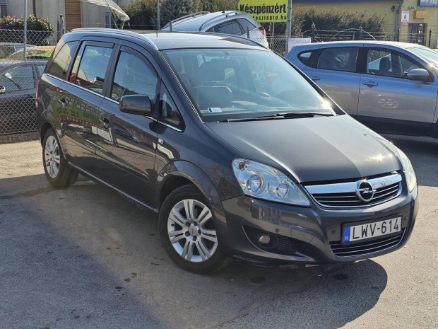 Opel Zafira B 1.6 Cosmo