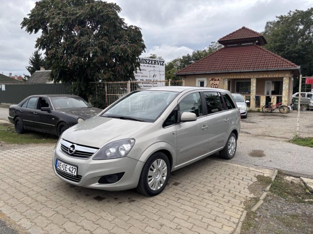 Opel Zafira B 1.6 Cosmo CNG