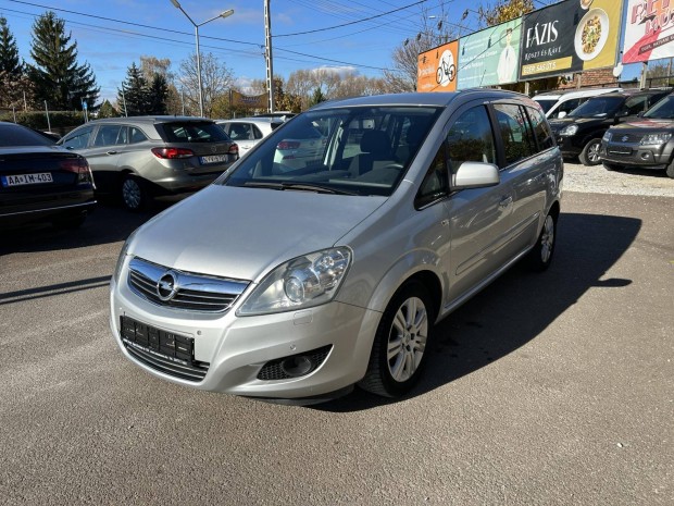 Opel Zafira B 1.6 Cosmo Family Plus