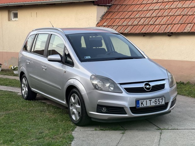 Opel Zafira B 1.6 Elegance