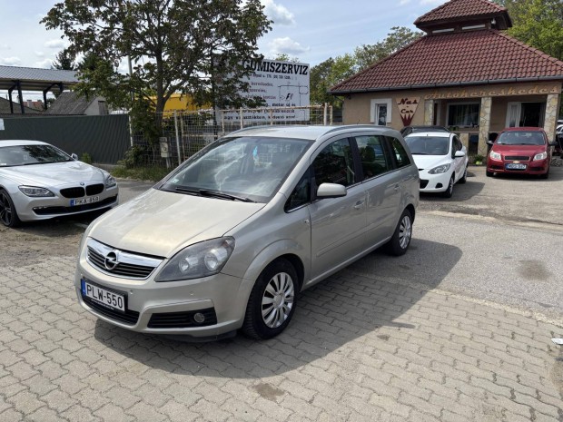 Opel Zafira B 1.6 Enjoy