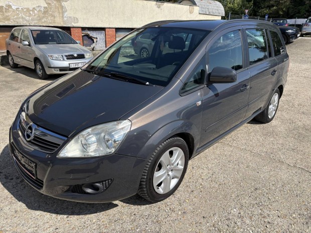 Opel Zafira B 1.6 Enjoy 7 személy!
