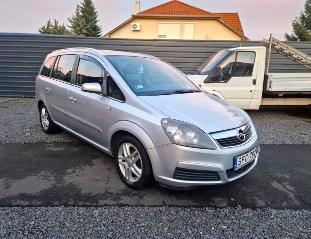 Opel Zafira B 1.6 Enjoy Friss szervz - Alu - K...