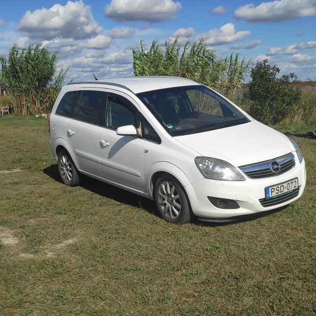 Opel Zafira B 1.6  115Le  2009.(easy full)