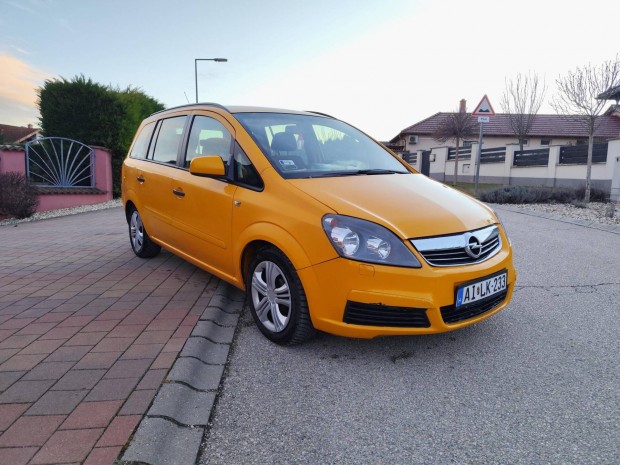 Opel Zafira B 1.7 CDTI Enjoy 2014-es Model. 7-S...