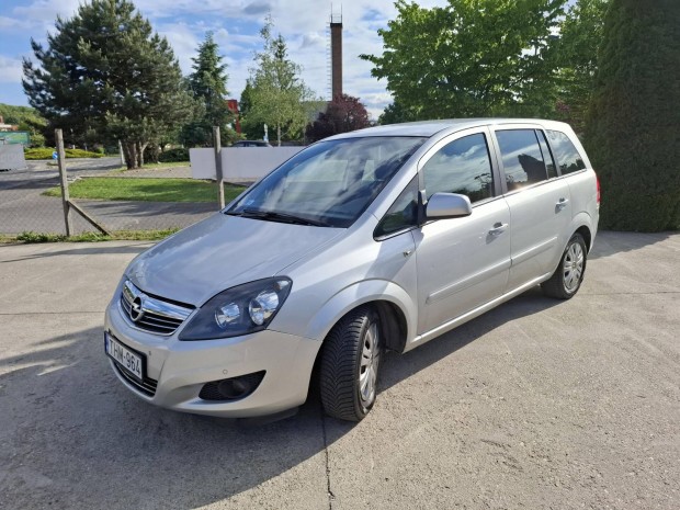 Opel Zafira B 1.8 Cosmo 7 személyes