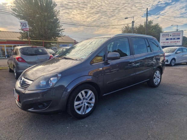 Opel Zafira B 1.8 Cosmo Easytronic