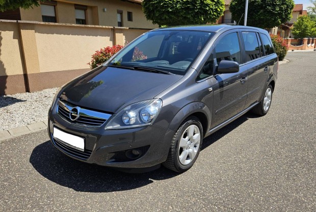Opel Zafira B 1.8 Cosmo Sérülésmentes Végig VEZ...