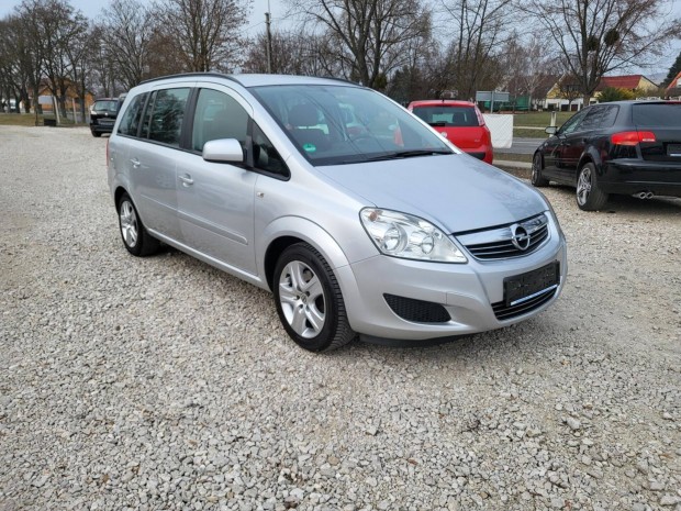 Opel Zafira B 1.9 CDTI Essentia Garantlt KM