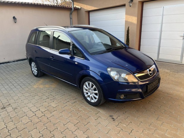 Opel Zafira B 1.9 DTI Cosmo Rozsdamentes. 2db k...