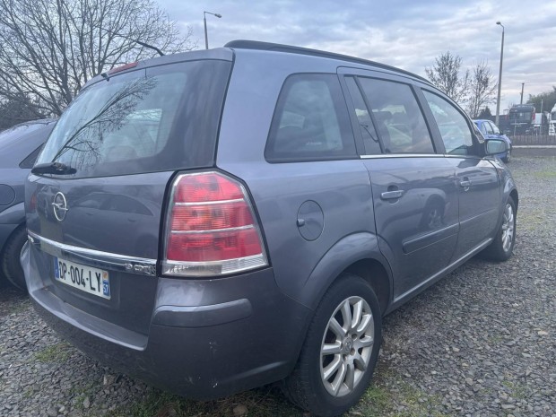 Opel Zafira B 1.9 DTI Essentia Műszakilag tökél...