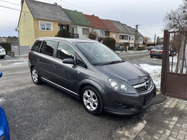 Opel Zafira B 2.0 T Sport OPC LINE