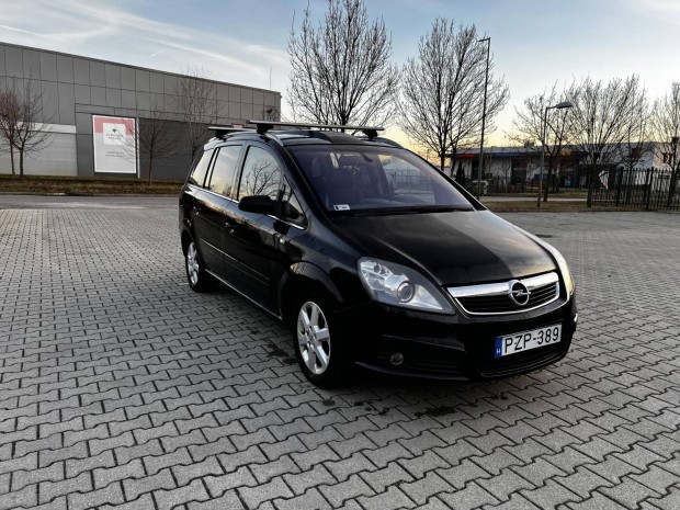 Opel Zafira B 2.2 Essentia Szp llapot!