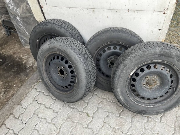 Opel Zafira B 4 darab lemezfelni tli gumival