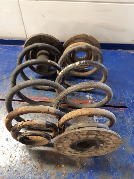 Opel Zafira B H�ts� Rug� P�r