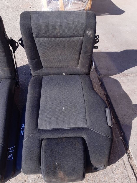 Opel Zafira B Jobb H�ts� �l�s 3. Sor