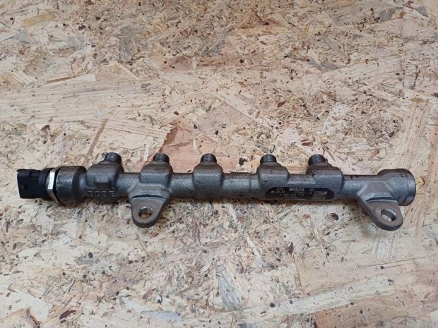 Opel Zafira B (2005-2014) 1.9Cdti Diesel Nyomocs�