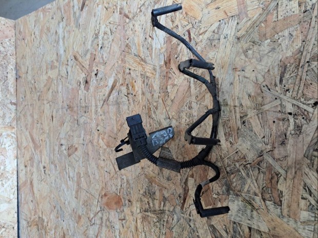 Opel Zafira B (2005-2014)  1.9Cdti Diesel Izz�t� Gyertya K�bel K�teg