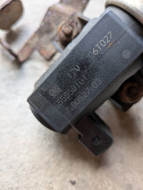 Opel Zafira B, Astra H 1.9CDTI gyári turbó nyomás szabályzó 55558101