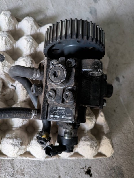 Opel Zafira B, Astra H, Vectra C 1.9CDTI nagynyomású pumpa 0445010097
