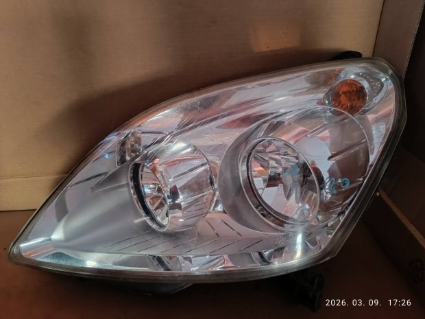 Opel Zafira B els� f�nysz�r� 