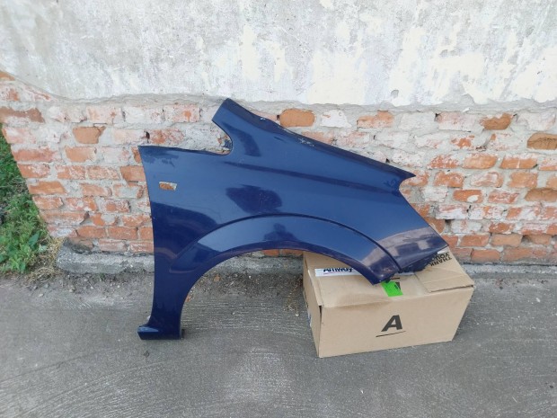 Opel Zafira B jobb első sárvédő